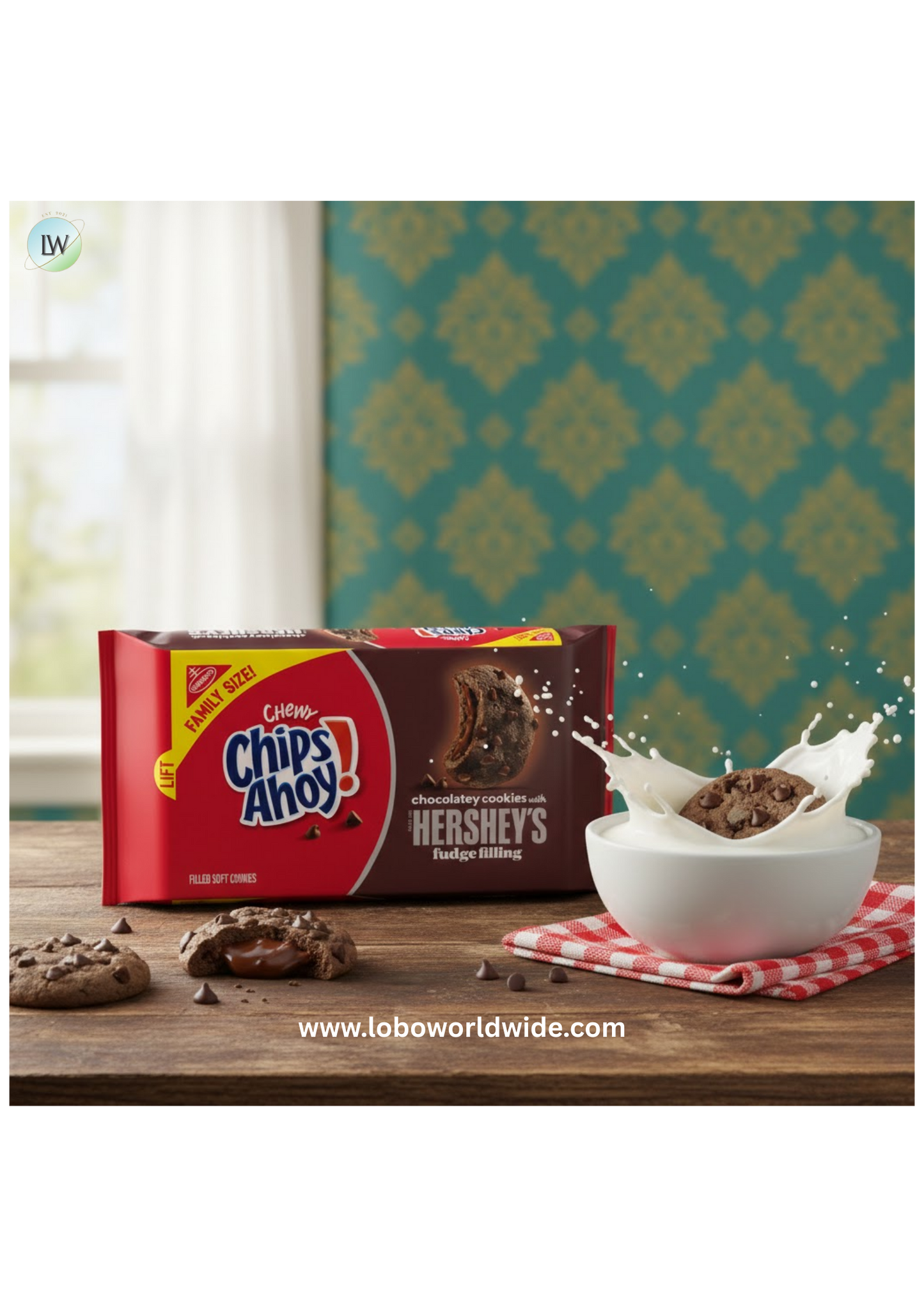 CHIPS AHOY! Chewy Chocolatey Hershey's Fudge Filled Soft Chocolate Chip Cookies, Family Size, 14.85 oz