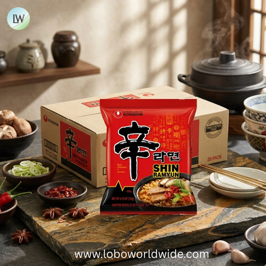 Nongshim Shin Ramyun Noodles, Spicy Korean Signature Instant Ramyun, Rich Beef Flavored Broth, Microwaveable, Korean Instant Noodles, 4.23 oz, Packaging May Vary.