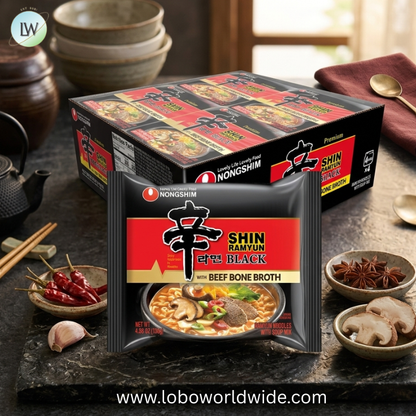 Nongshim Shin Ramyun Black Noodles, Spicy Korean Signature Instant Ramyun, Rich Beef Bone Broth, Pantry Essential Korean Noodles, Quick and Easy, 4.58 oz (Pack of 16)