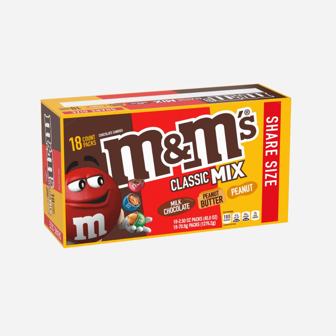 M&M'S Milk Chocolate Candy, Variety Pack, Milk Chocolate, Peanut, and Peanut Butter Full Size 2.5 oz Bag, Pack of 18 Bulk Candy