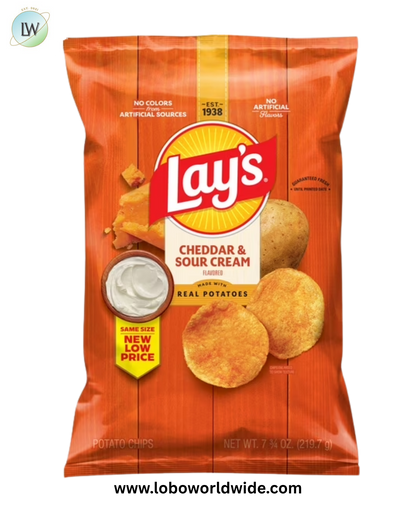 Lay's Potato Chips, Cheddar & Sour Cream, 7.75 oz Bag